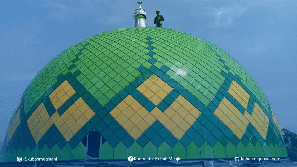 Kubah Masjid di Surabaya-min